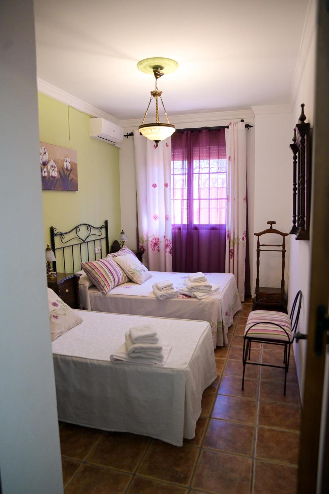 Casa Rural La Encina ออร์นาชวยโลส ภายนอก รูปภาพ