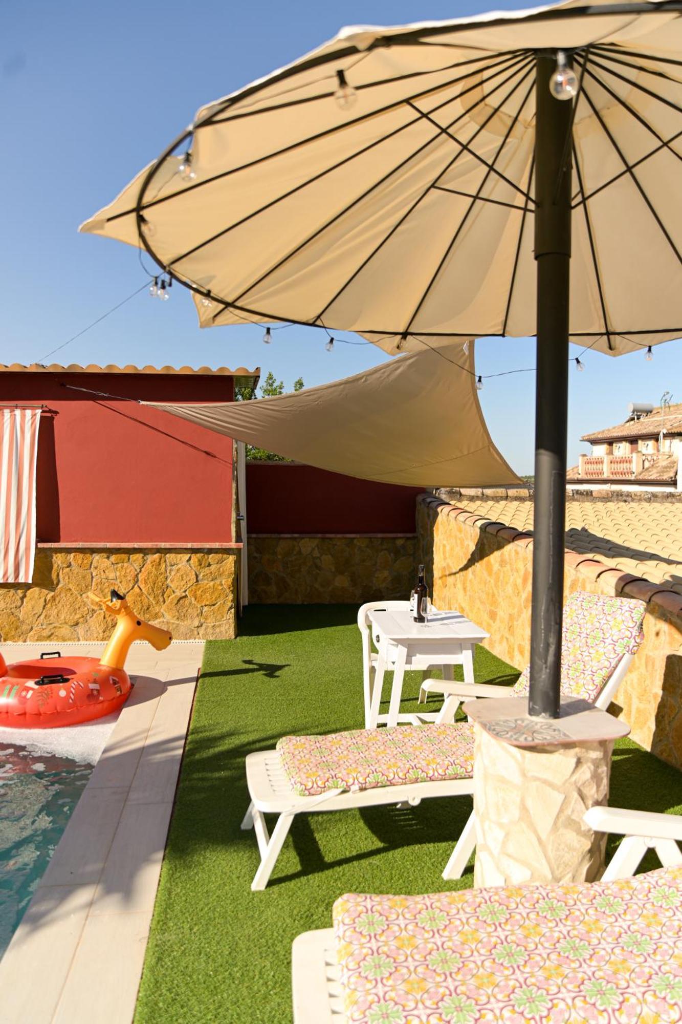 Casa Rural La Encina ออร์นาชวยโลส ภายนอก รูปภาพ
